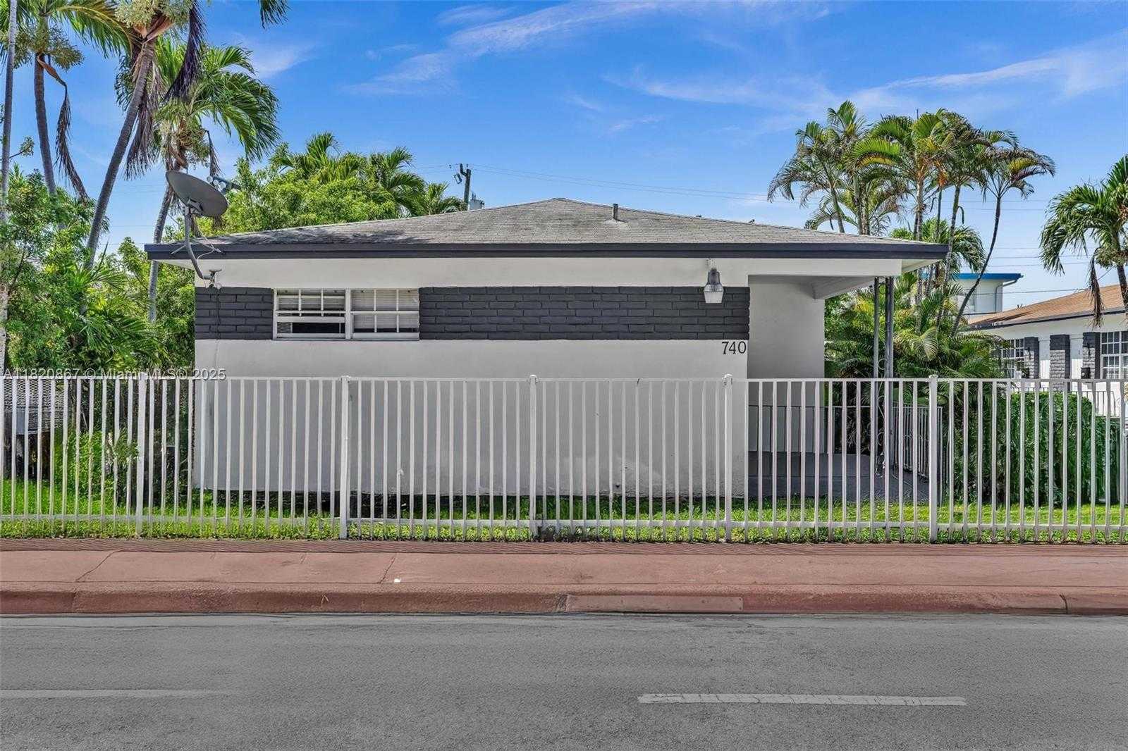 Small Image of 740 84TH ST, Miami Beach Number 39
