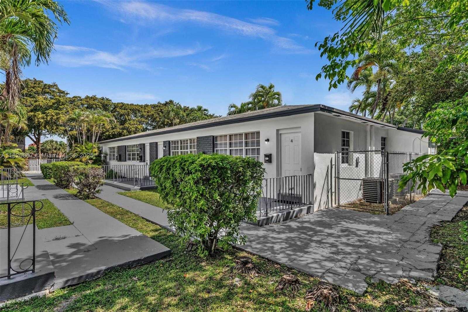 Small Image of 740 84TH ST, Miami Beach Number 43