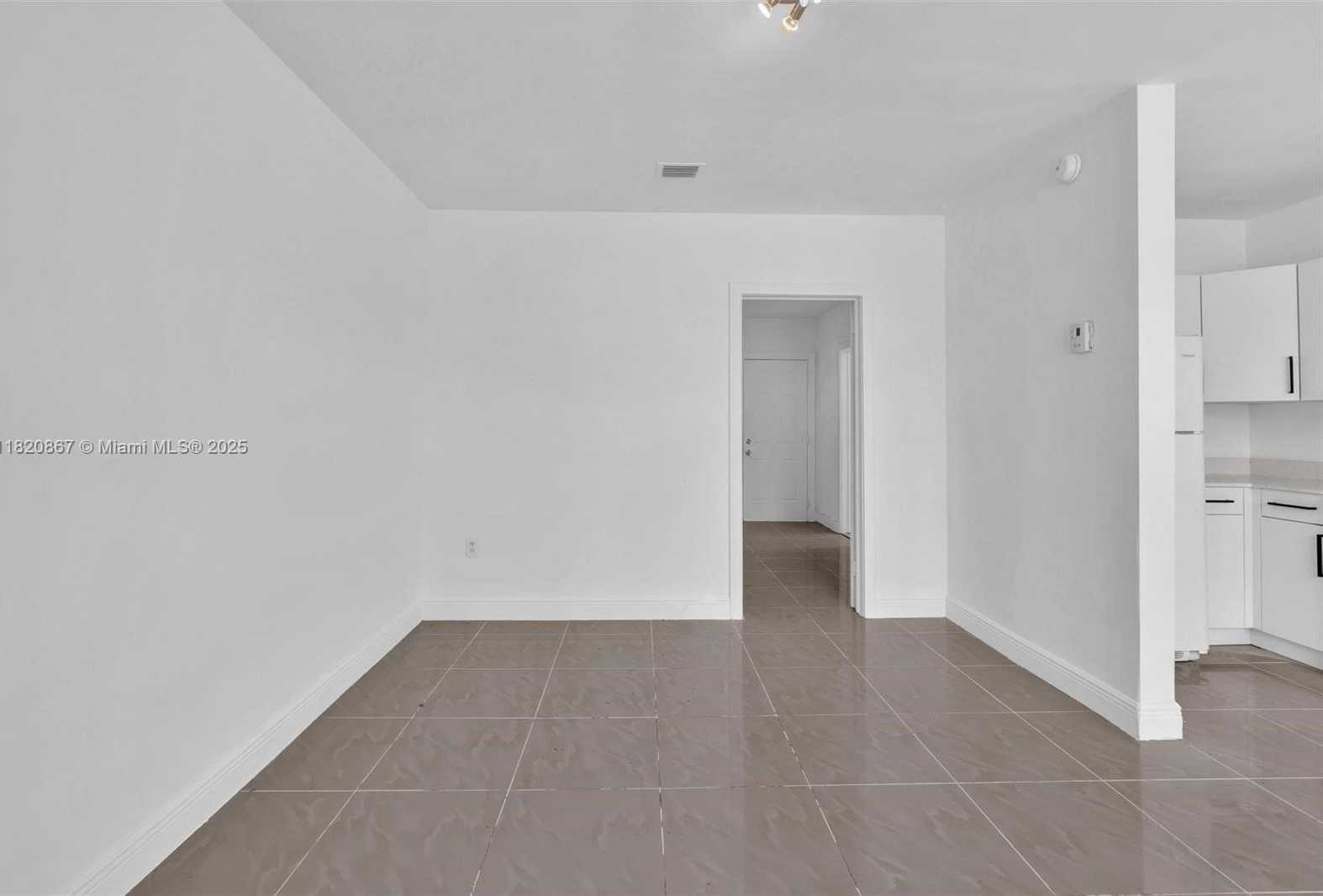 Small Image of 740 84TH ST, Miami Beach Number 5