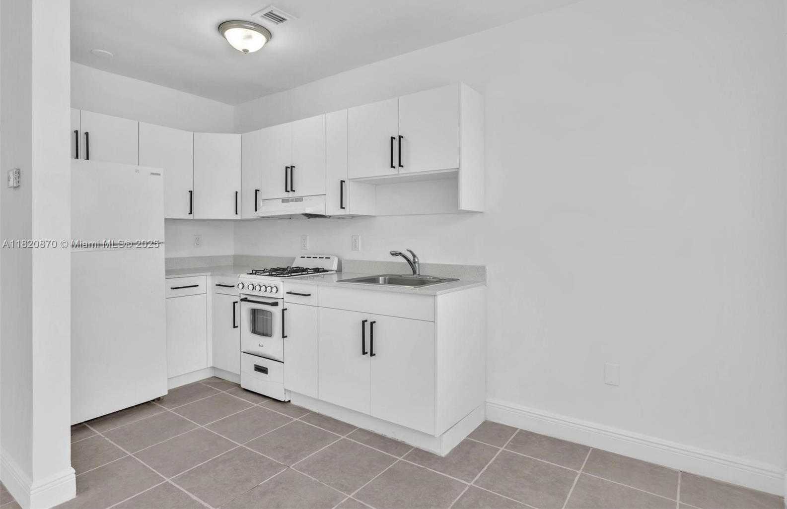 Small Image of 750 84TH ST, Miami Beach Number 11