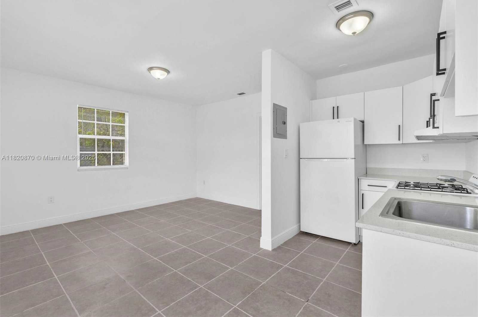 Small Image of 750 84TH ST, Miami Beach Number 13