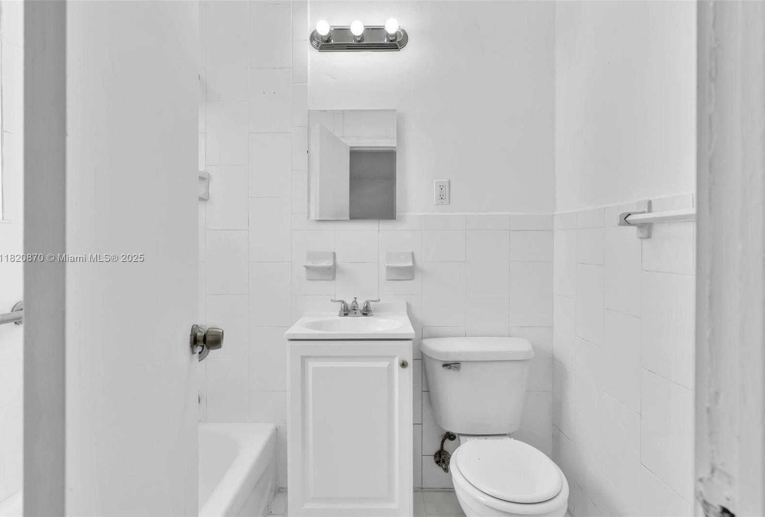 Small Image of 750 84TH ST, Miami Beach Number 17