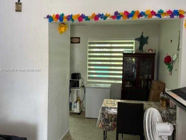 Small Image of 67 NORTH WEST 34TH ST #5, Miami Number 3