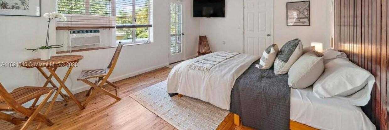 Small Image of 101 LUCERNE AVE #5, Lake Worth Number 15