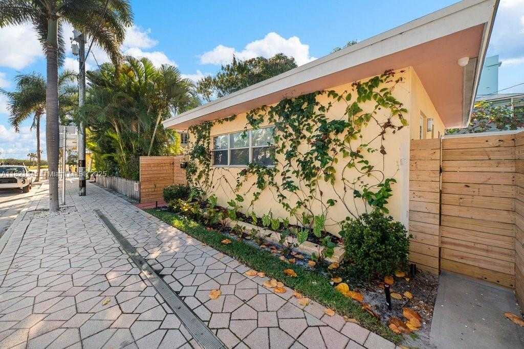 Small Image of 101 LUCERNE AVE #5, Lake Worth Number 21