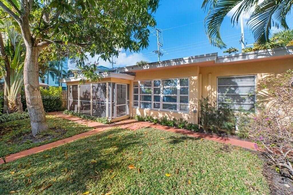 Small Image of 101 LUCERNE AVE #5, Lake Worth Number 9