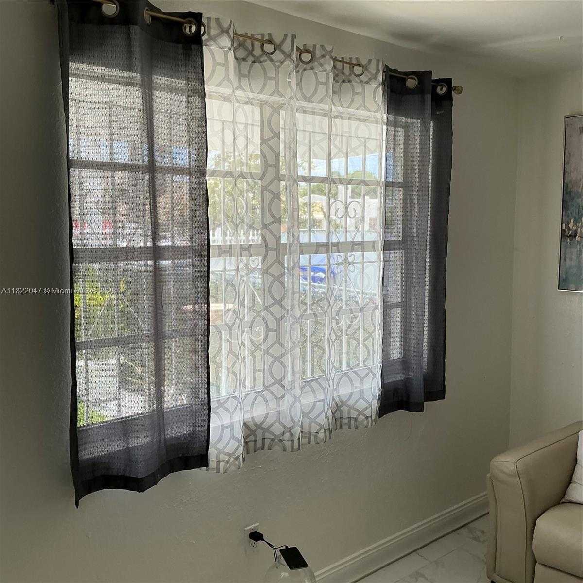 Small Image of 1924 NORTH WEST 35TH ST #2, Miami Number 13