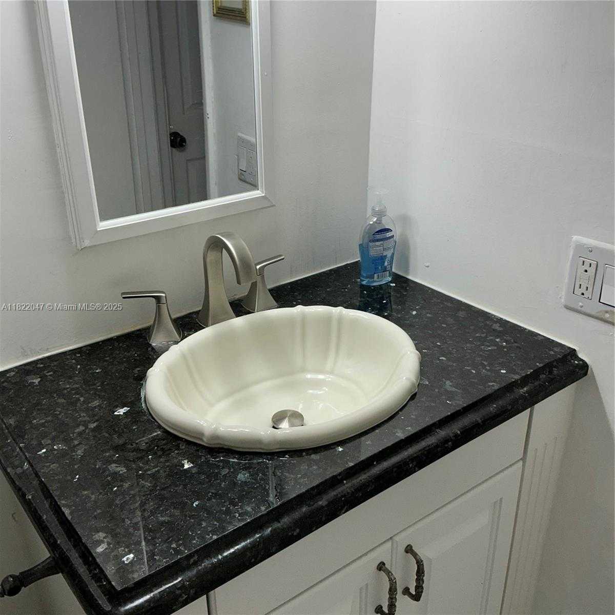 Small Image of 1924 NORTH WEST 35TH ST #2, Miami Number 26
