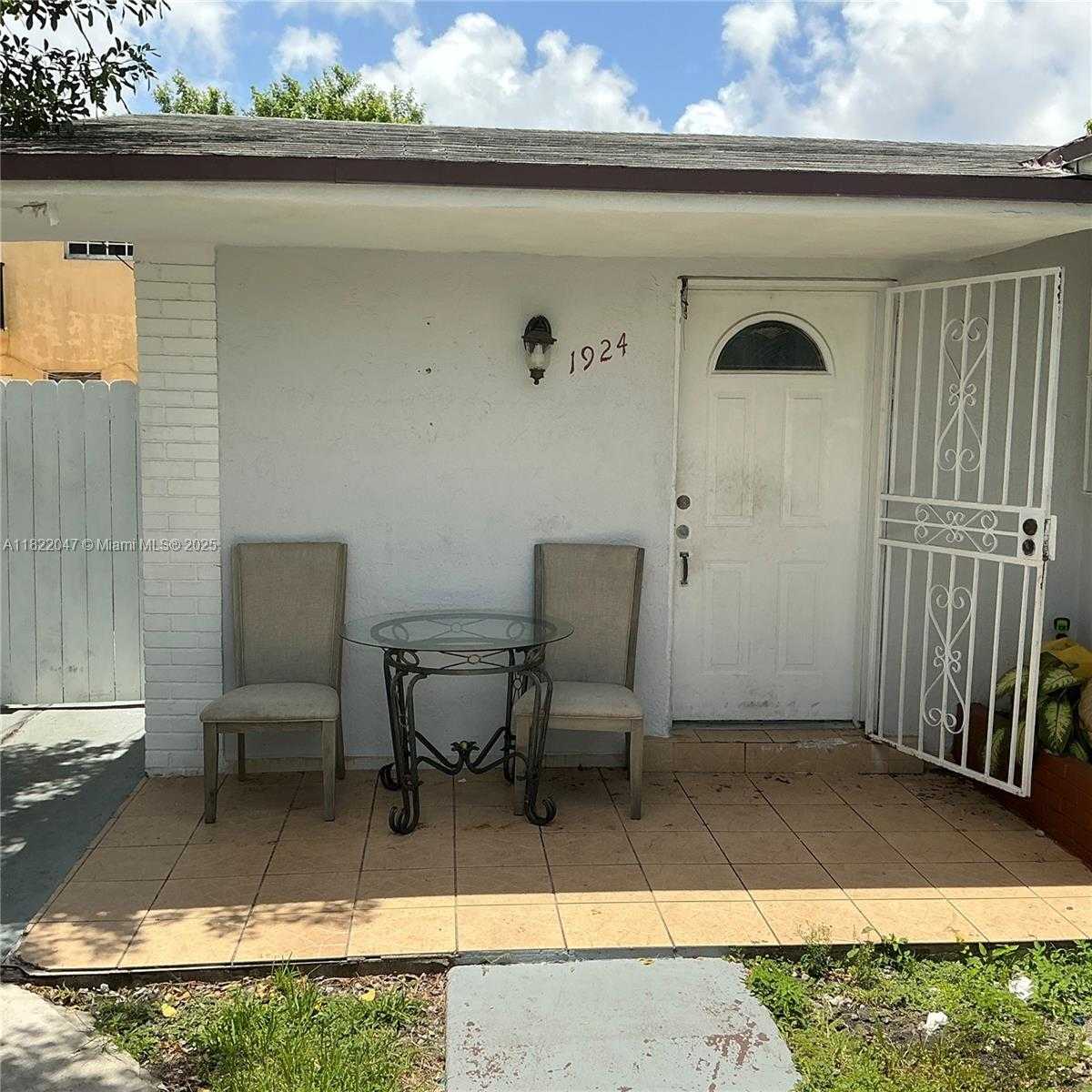 Small Image of 1924 NORTH WEST 35TH ST #2, Miami Number 6
