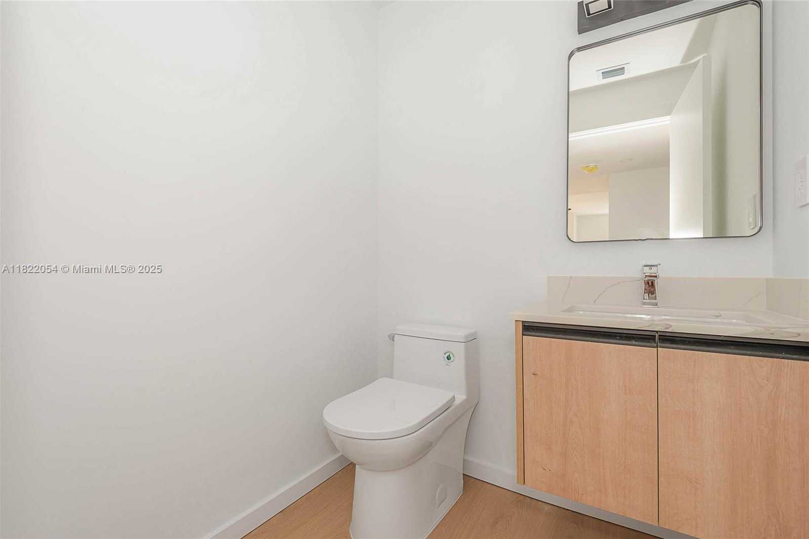 Small Image of 824 SOUTH EAST 12TH CT, Fort Lauderdale Number 17