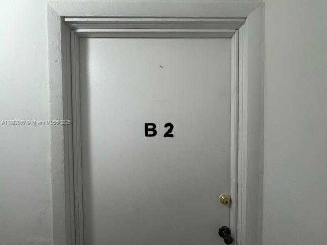 Small Image of Miami Number 28