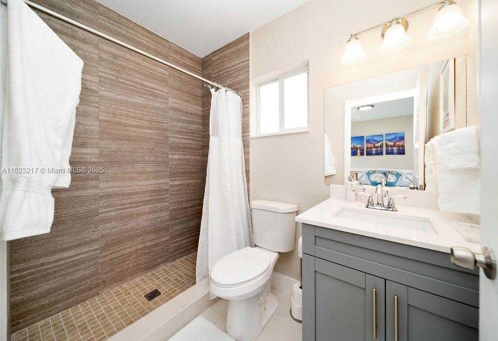 Small Image of 1770 NORTH WEST 55TH ST, Miami Number 14