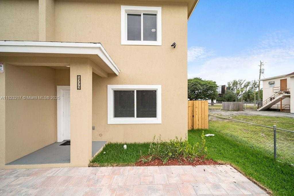 Small Image of 1770 NORTH WEST 55TH ST, Miami Number 2