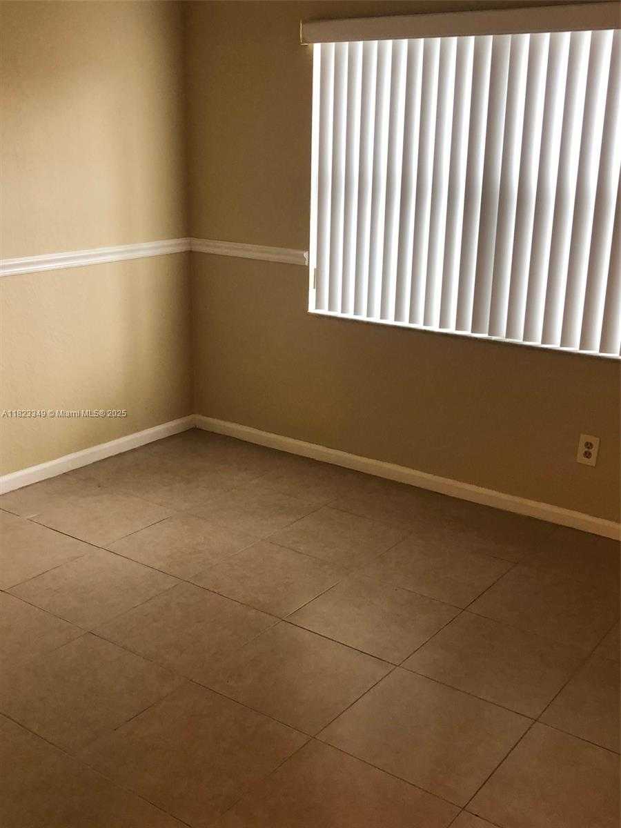 Small Image of 10740 ROYAL PALM BLVD #10, Coral Springs Number 7