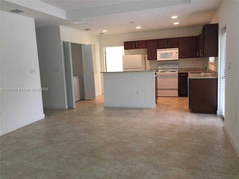 Small Image of 3525 NORTH WEST 114TH LN #4, Coral Springs Number 5