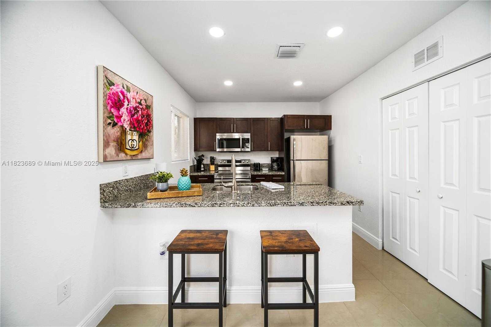 Small Image of 1250 NORTH EAST 110TH ST, Miami Number 13