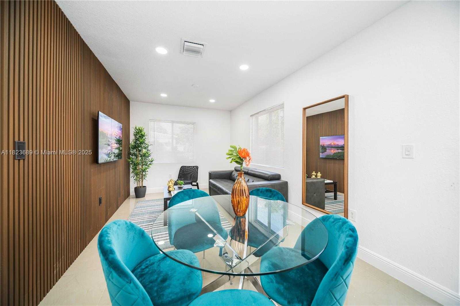 Small Image of 1250 NORTH EAST 110TH ST, Miami Number 14