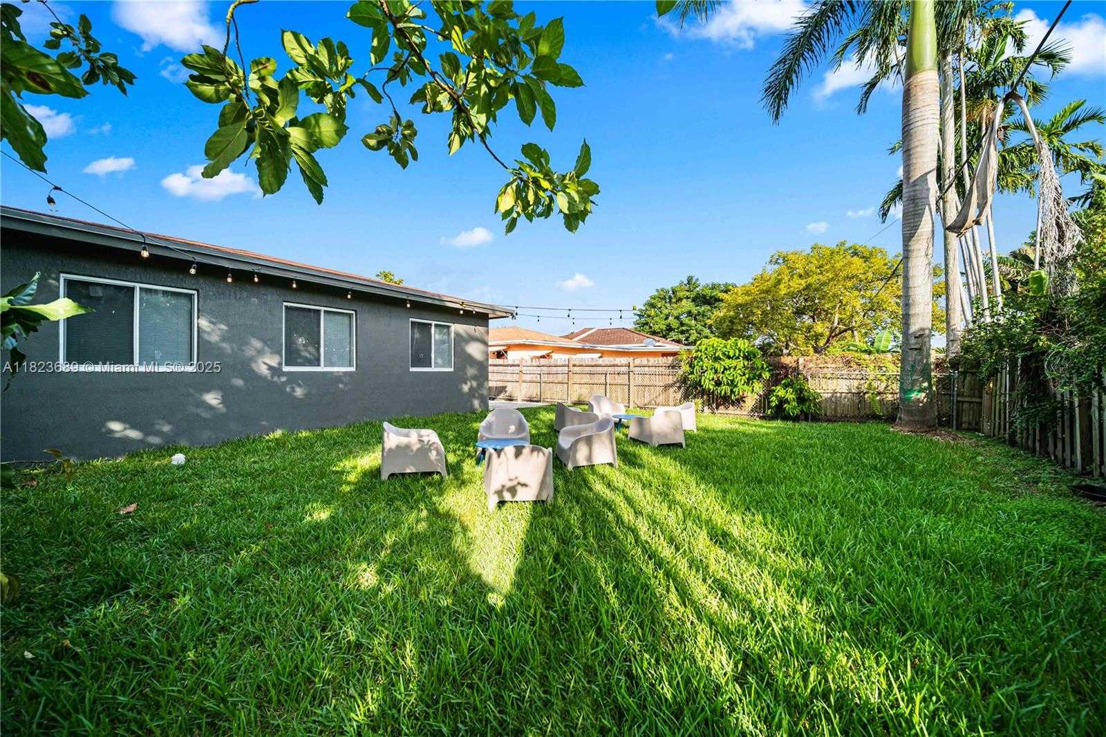 Small Image of 1250 NORTH EAST 110TH ST, Miami Number 3