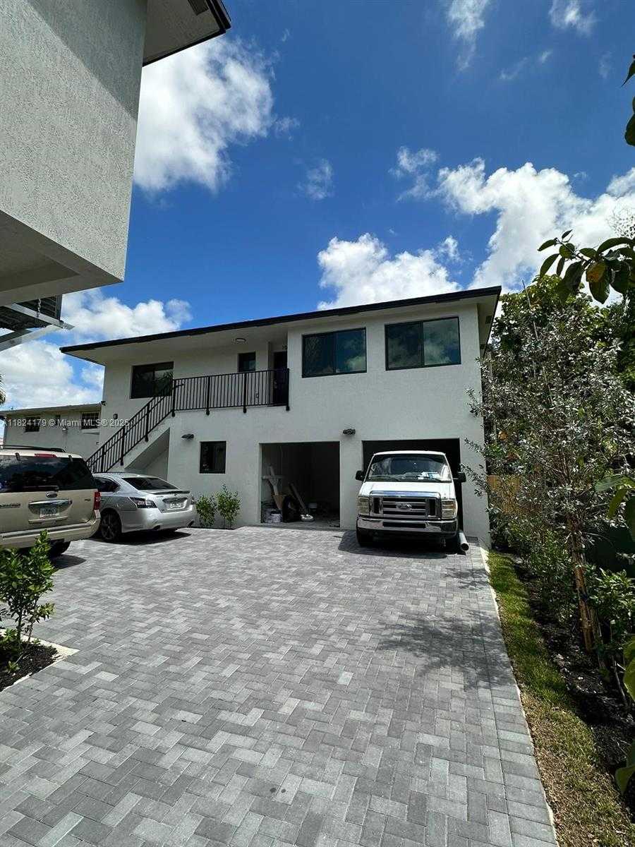Small Image of 147 NORTH WEST 61ST ST #4, Miami Number 6