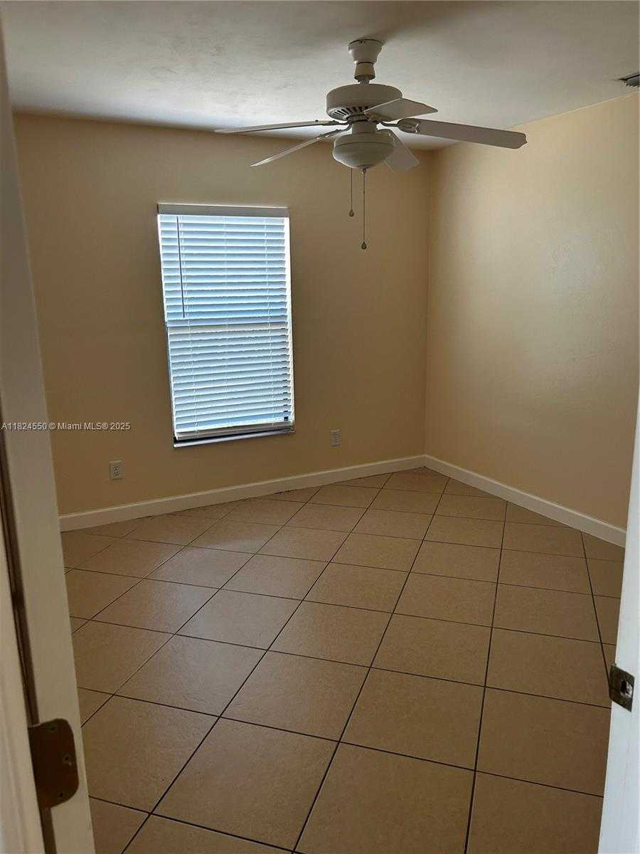 Small Image of 2161 41ST, Naples Number 11