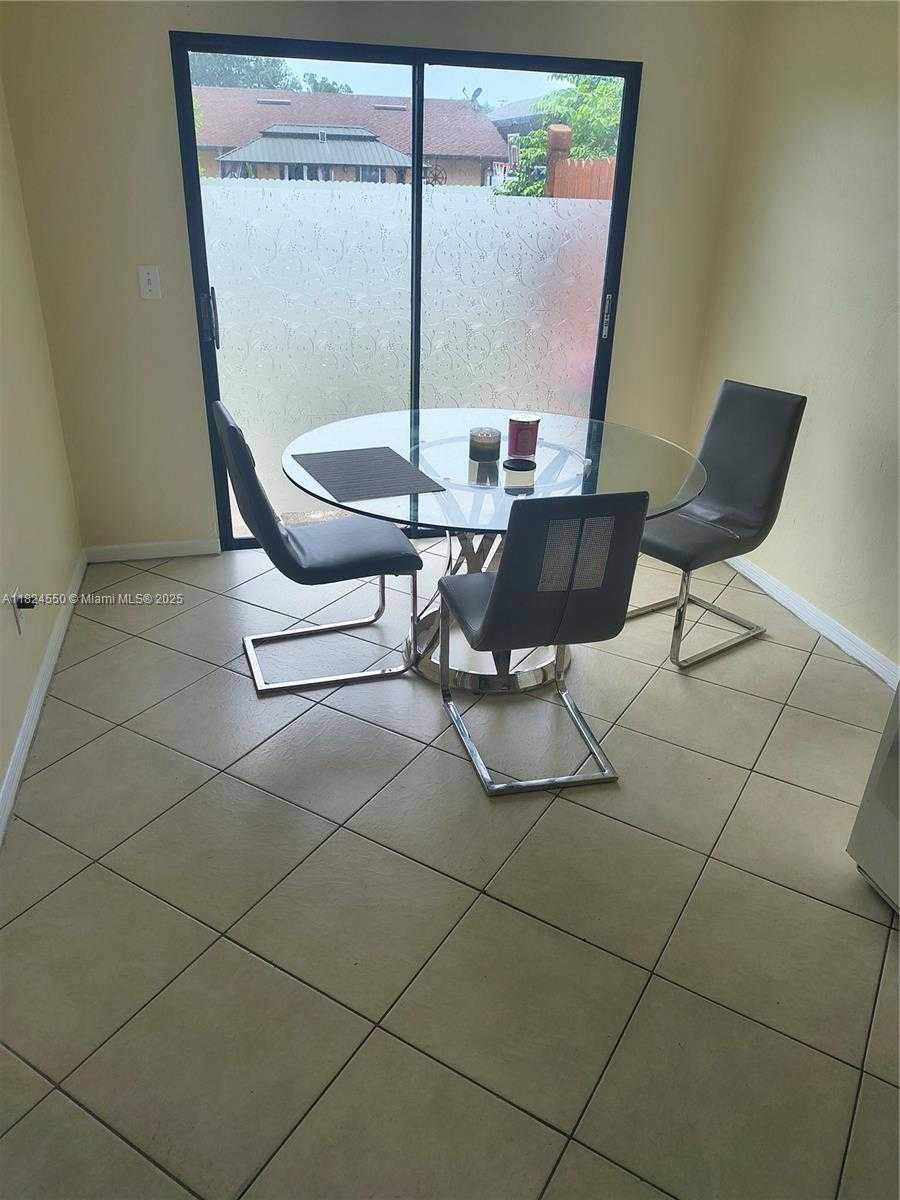 Small Image of 2161 41ST, Naples Number 18