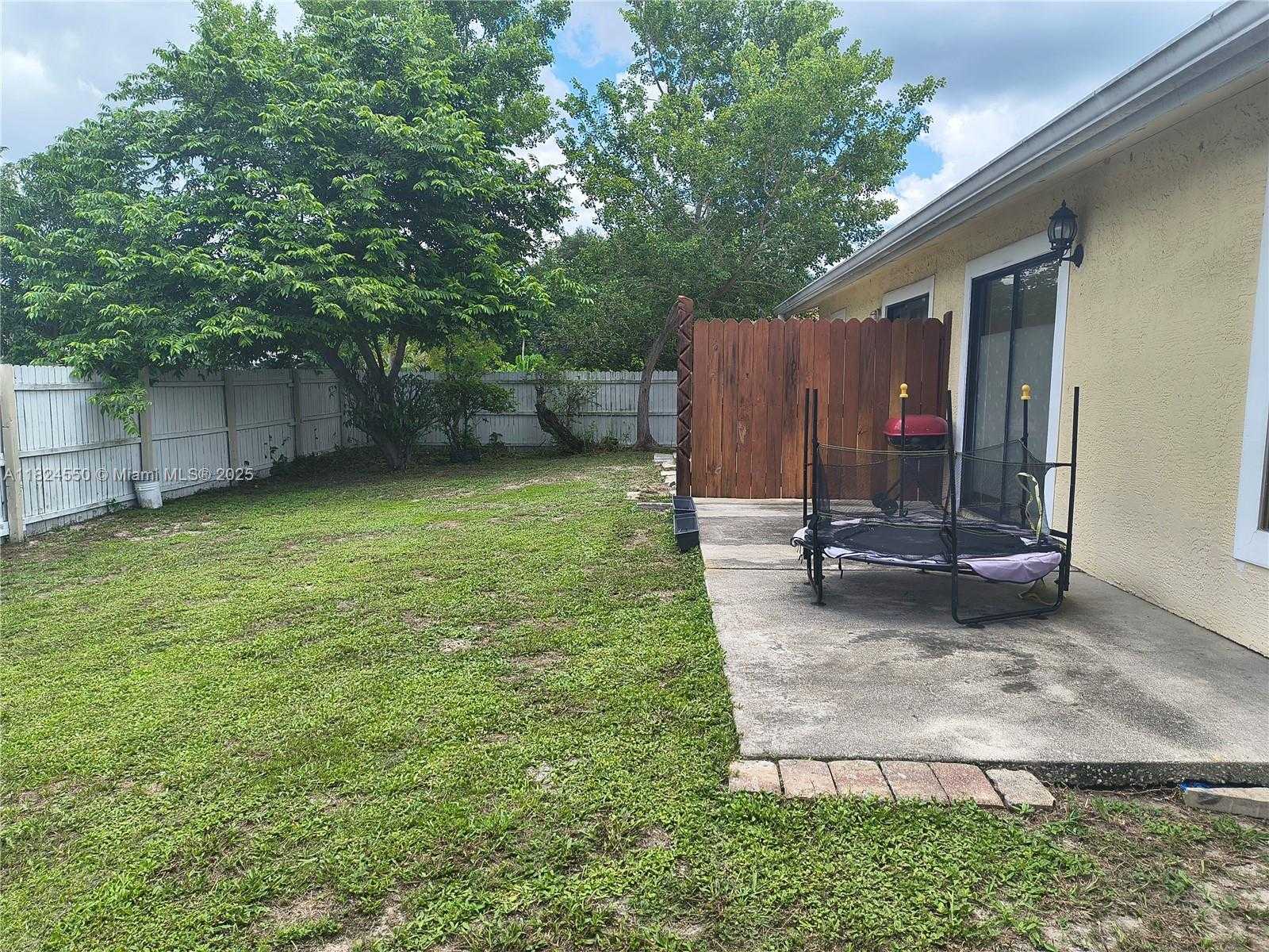 Small Image of 2161 41ST, Naples Number 23