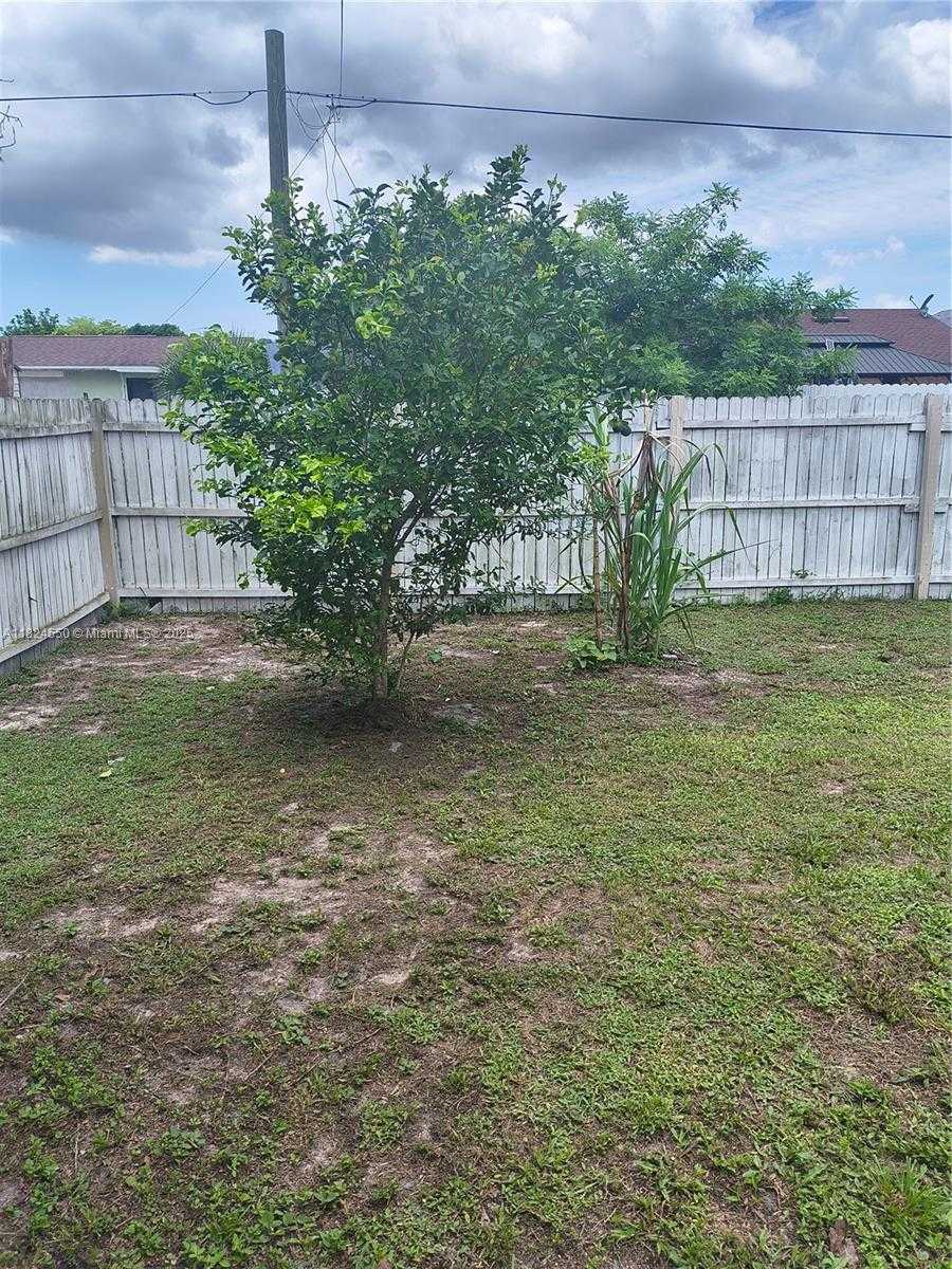 Small Image of 2161 41ST, Naples Number 24