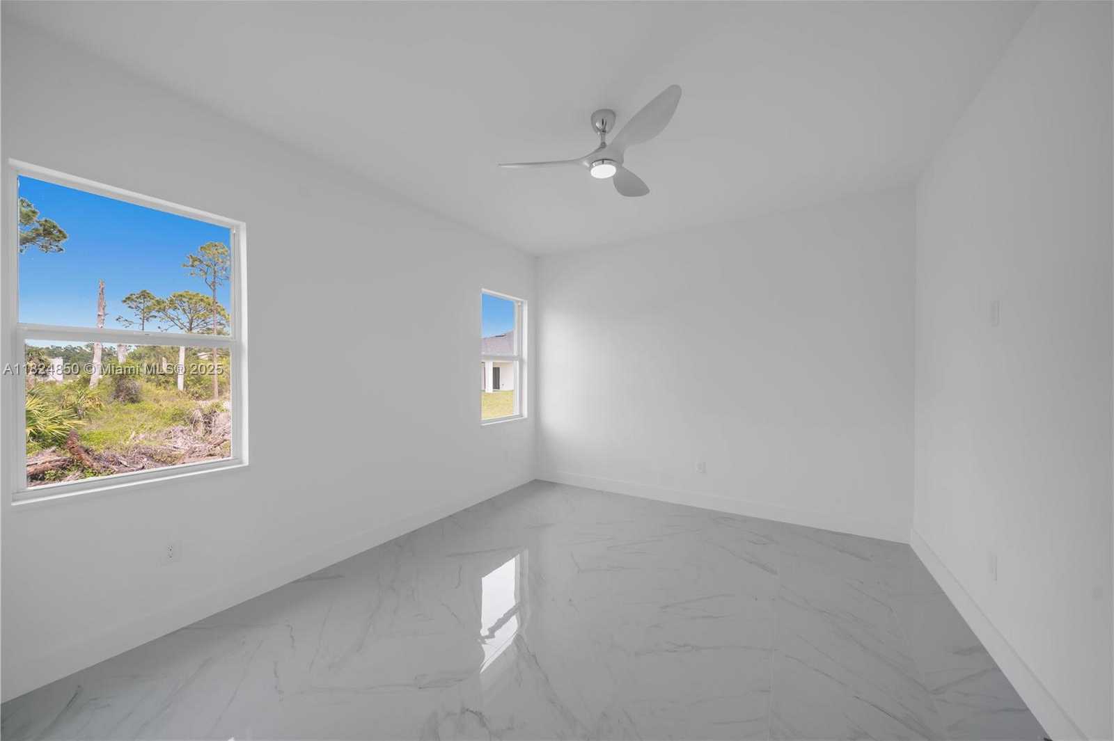 Small Image of 420 GRANT AVE, Lehigh Acres Number 11