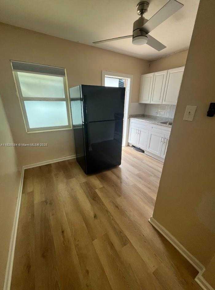 Small Image of 532 NORTH WEST 19TH AVE, Fort Lauderdale Number 3