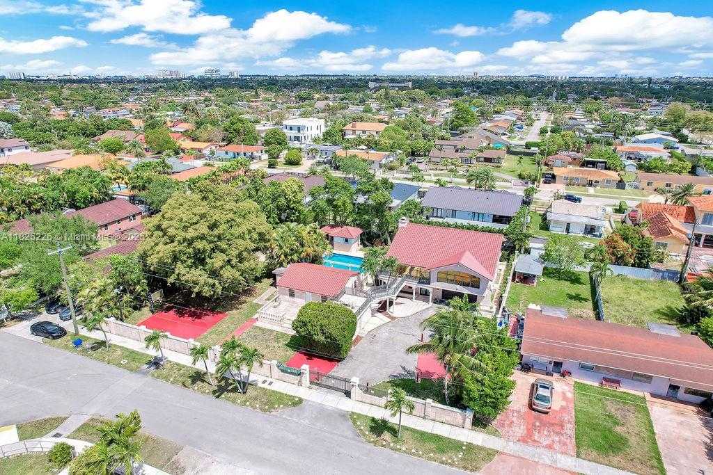 Small Image of 9291 SOUTH WEST 36TH ST #2, Miami Number 10