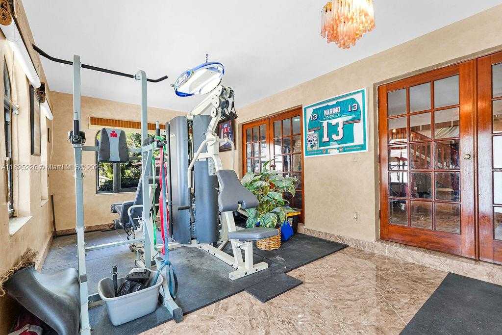 Small Image of 9291 SOUTH WEST 36TH ST #2, Miami Number 11