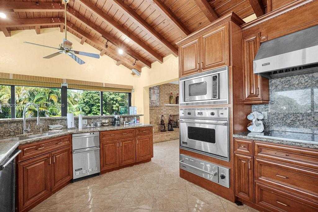 Small Image of 9291 SOUTH WEST 36TH ST #2, Miami Number 26