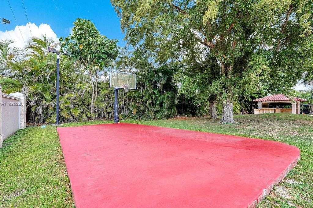 Small Image of 9291 SOUTH WEST 36TH ST #2, Miami Number 36