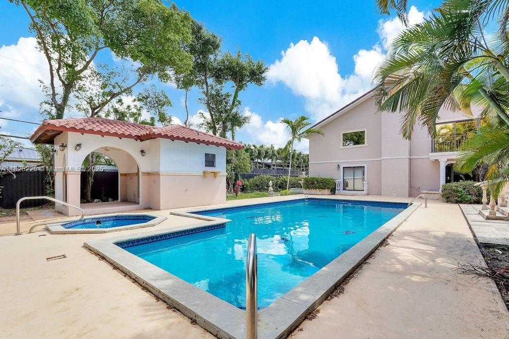 Small Image of 9291 SOUTH WEST 36TH ST #2, Miami Number 39