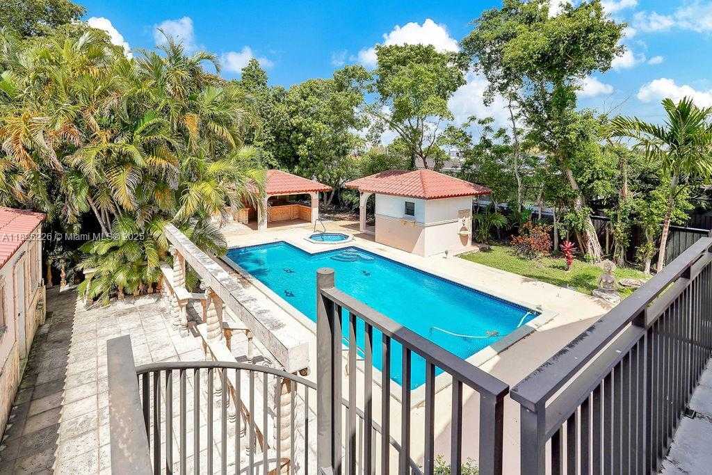 Small Image of 9291 SOUTH WEST 36TH ST #2, Miami Number 41