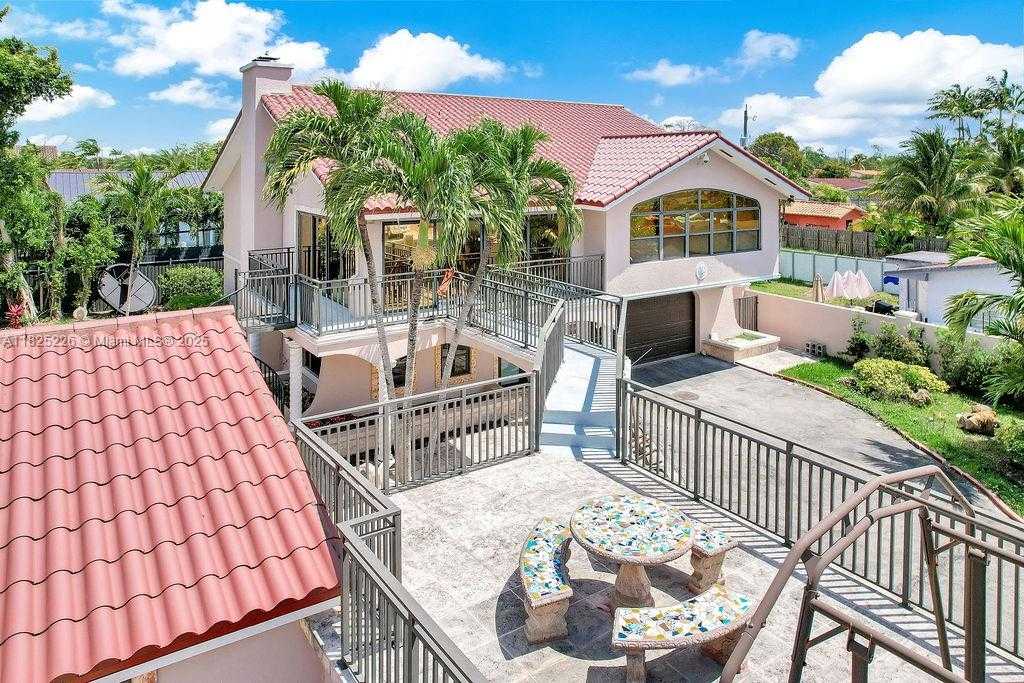 Small Image of 9291 SOUTH WEST 36TH ST #2, Miami Number 5
