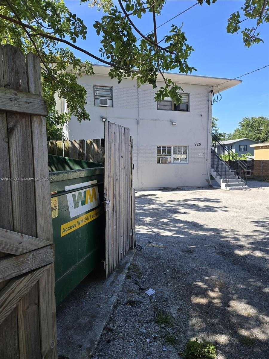 Small Image of 925 NORTH WEST 69TH ST #6, Miami Number 6