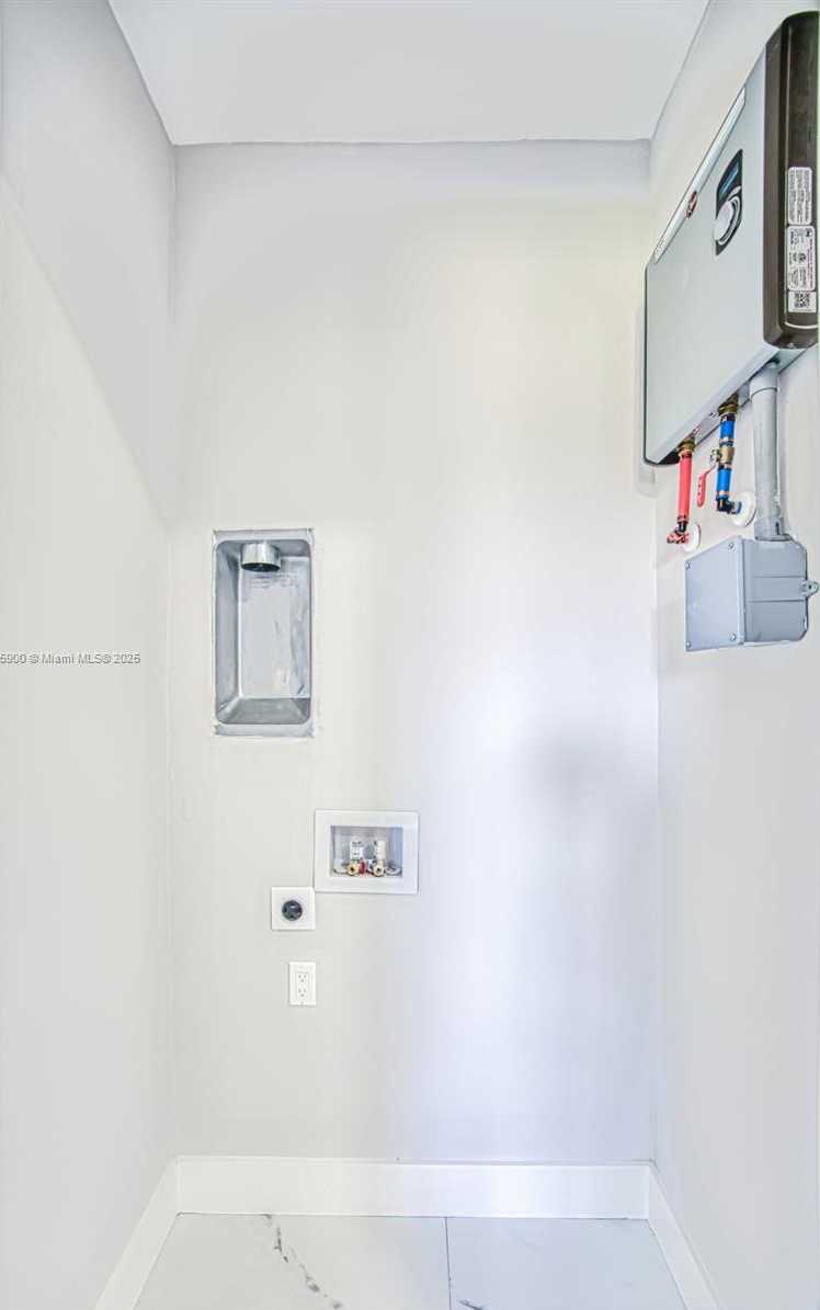 Small Image of 817 EISENHOWER BLVD #2, Lehigh Acres Number 12
