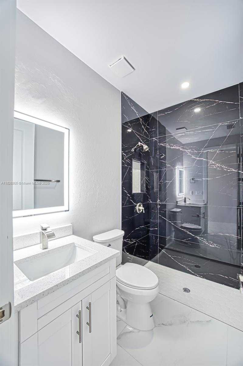 Small Image of 817 EISENHOWER BLVD #2, Lehigh Acres Number 18