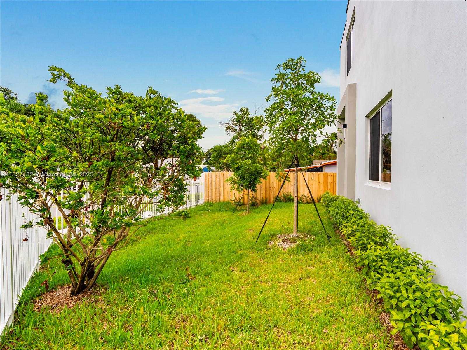 Small Image of 2107 SOUTH WEST 18TH AVE, Fort Lauderdale Number 18