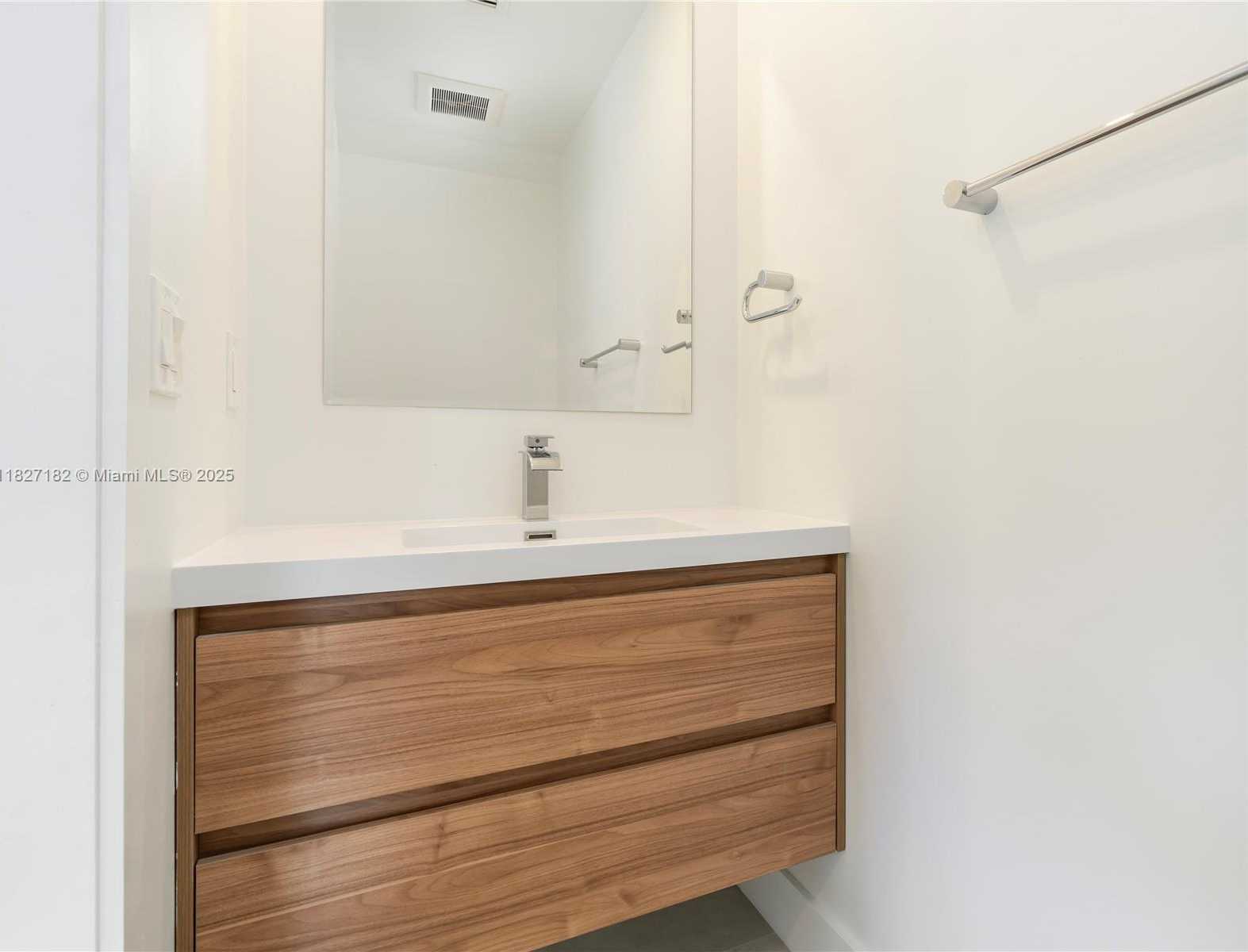 Small Image of 2107 SOUTH WEST 18TH AVE, Fort Lauderdale Number 24