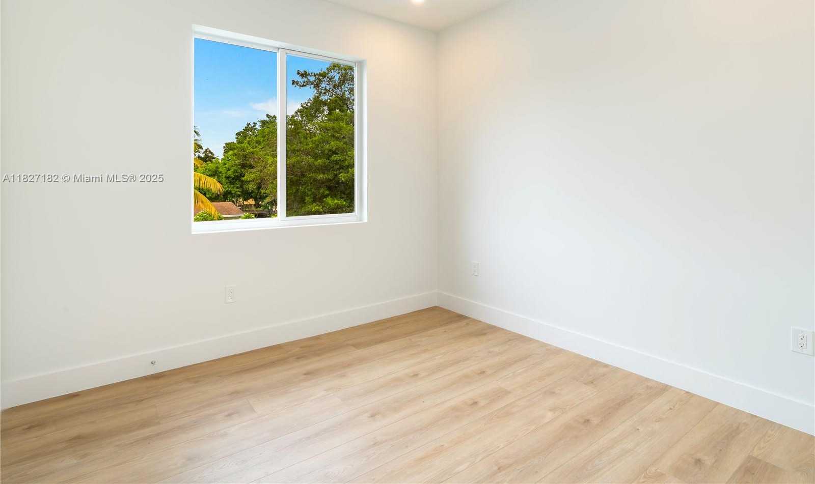 Small Image of 2107 SOUTH WEST 18TH AVE, Fort Lauderdale Number 30