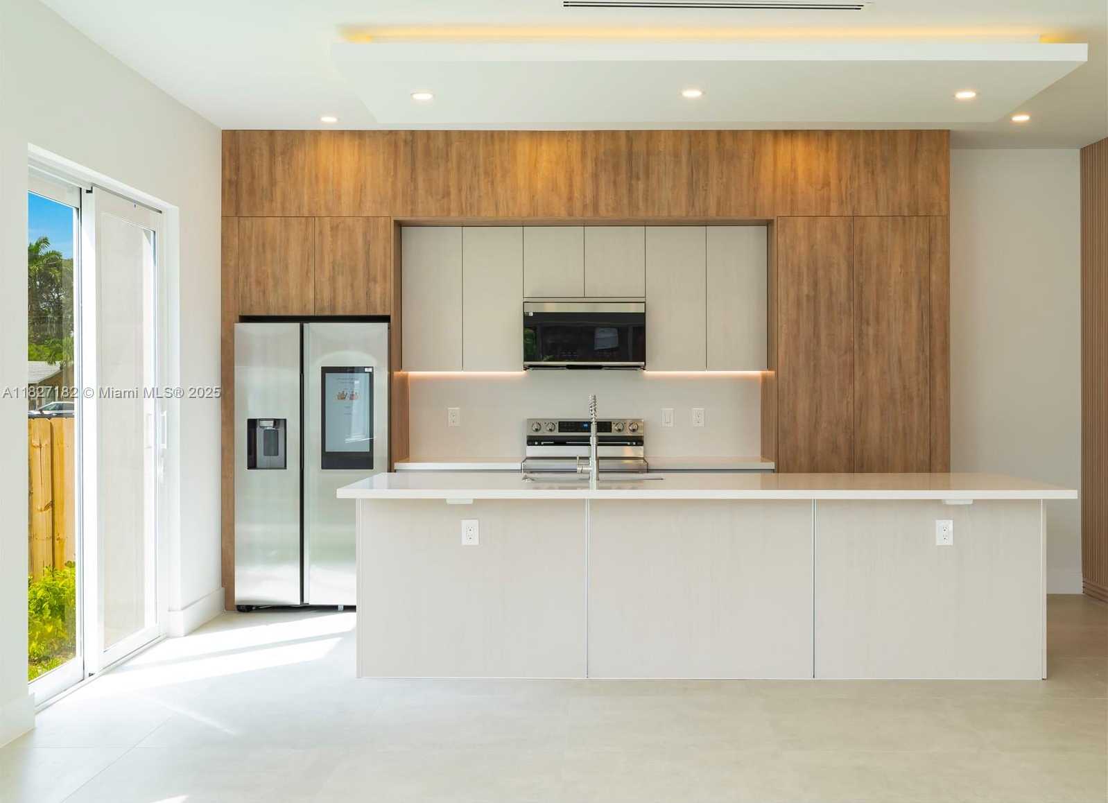 Small Image of 2107 SOUTH WEST 18TH AVE, Fort Lauderdale Number 9