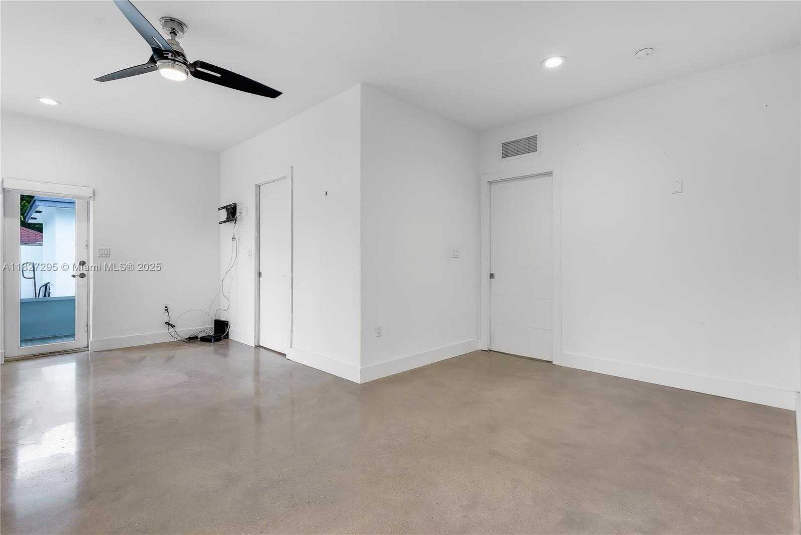 Small Image of 2247 NORTH WEST 2ND ST, Miami Number 26