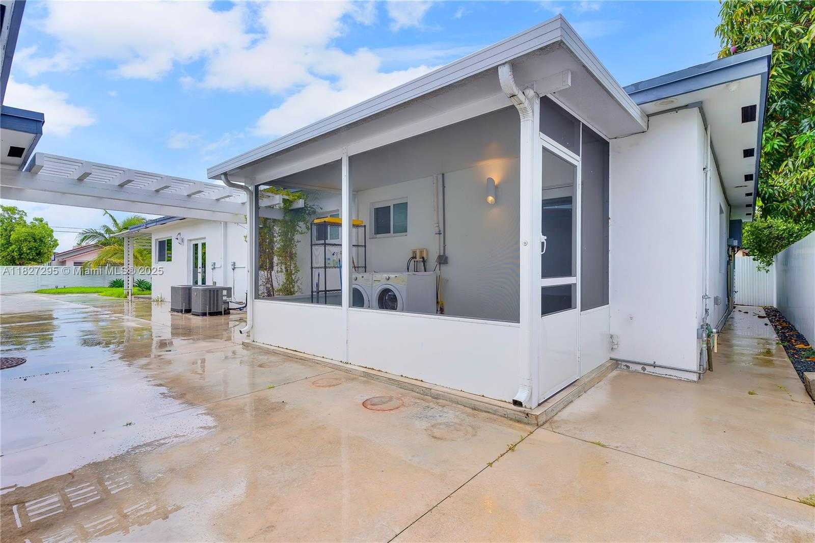 Small Image of 2247 NORTH WEST 2ND ST, Miami Number 8