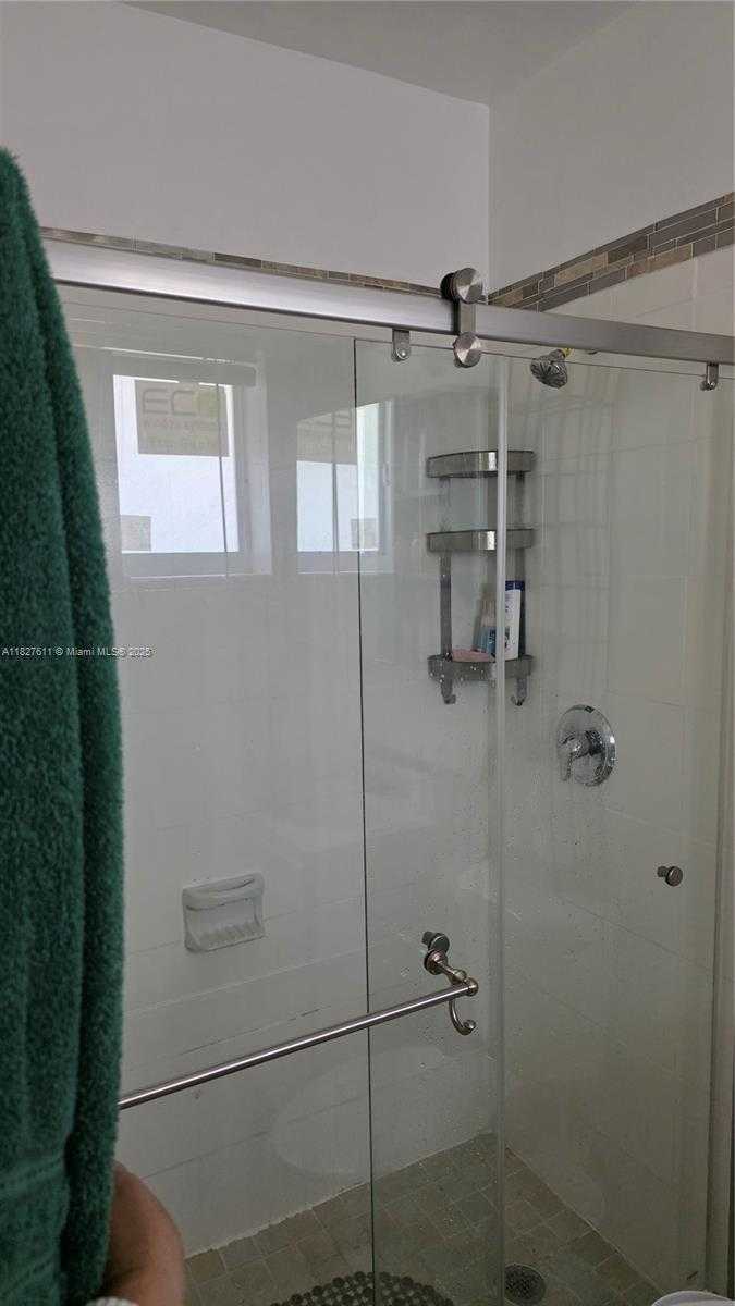 Small Image of 2729 NORTH WEST 47TH ST, Miami Number 19