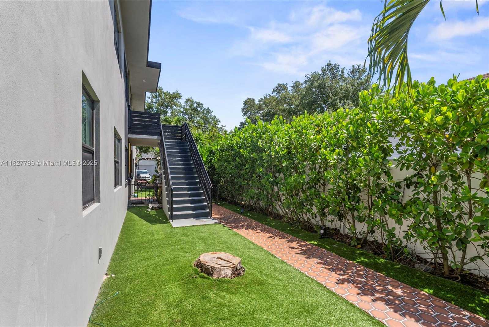 Small Image of 1215 EAST BROWARD BLVD, Fort Lauderdale Number 12