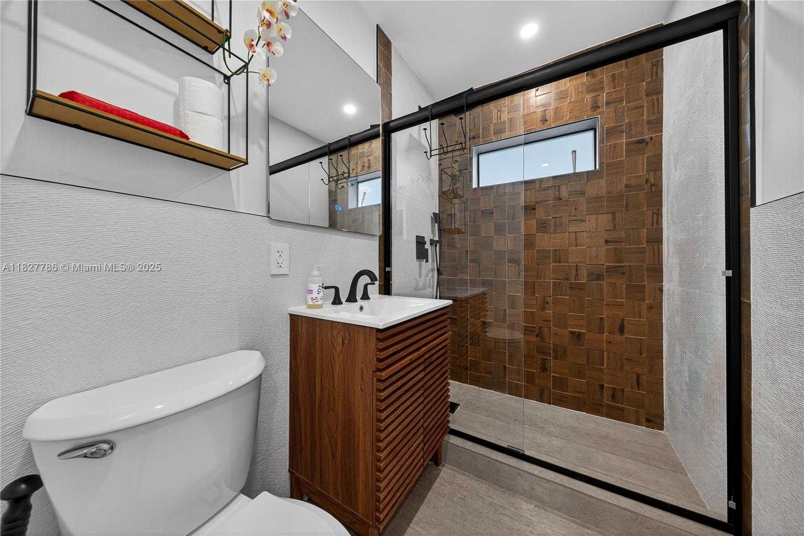 Small Image of 1215 EAST BROWARD BLVD, Fort Lauderdale Number 31