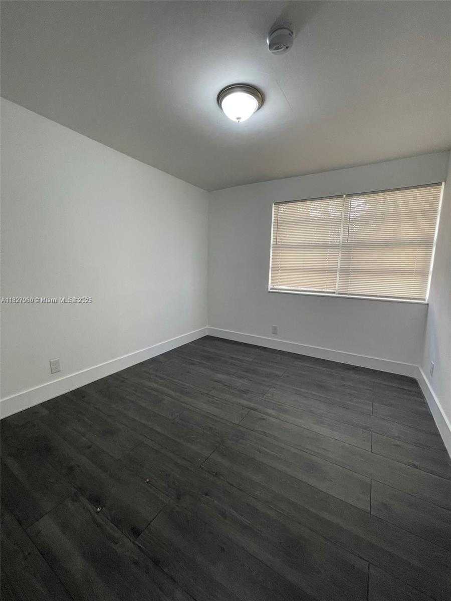 Small Image of 1842 MADISON ST, Hollywood Number 12