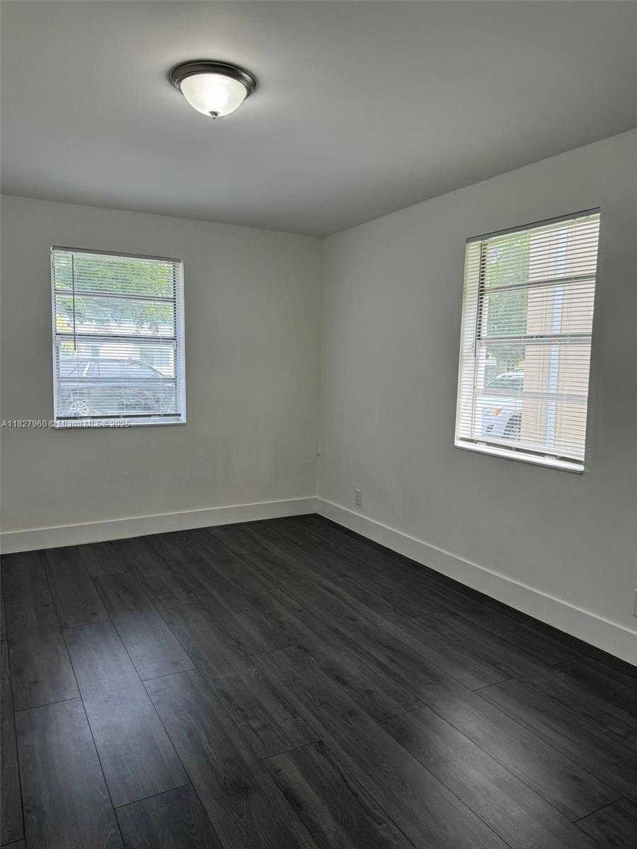Small Image of 1842 MADISON ST, Hollywood Number 36